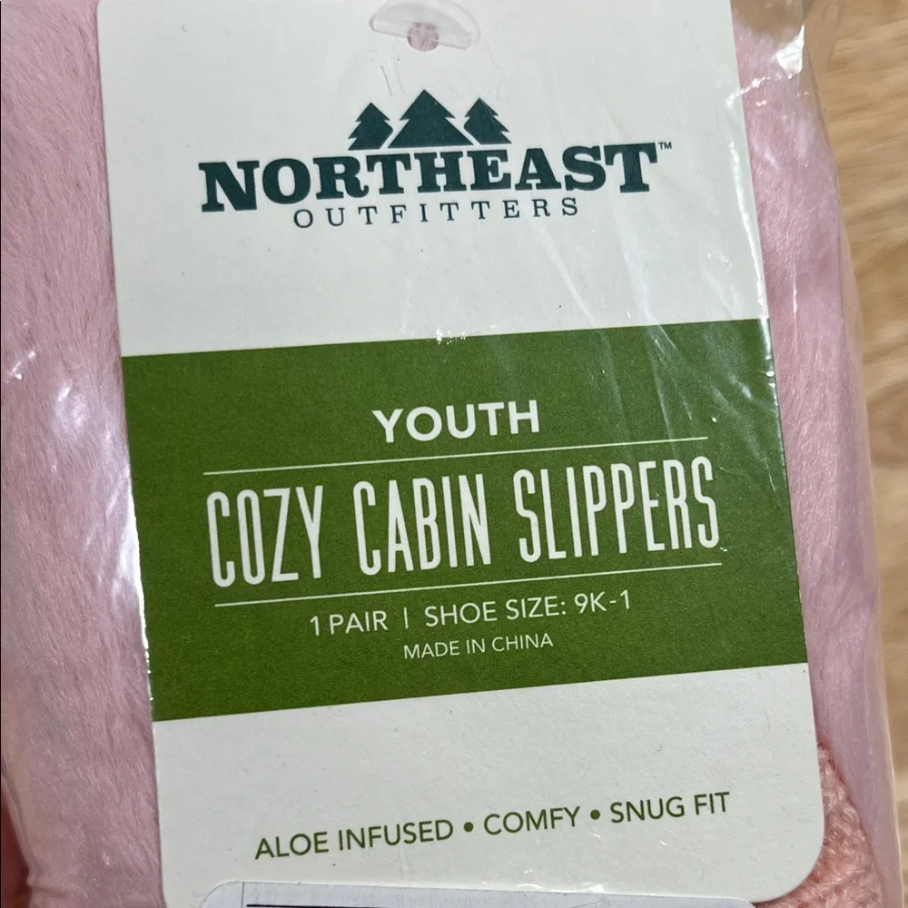 NEW Northeast Outfitters 9 Toddler - 1 Youth/Kids Pink Youth Cozy Cabin Slippers